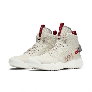 Jordan Apex React Bio Beige