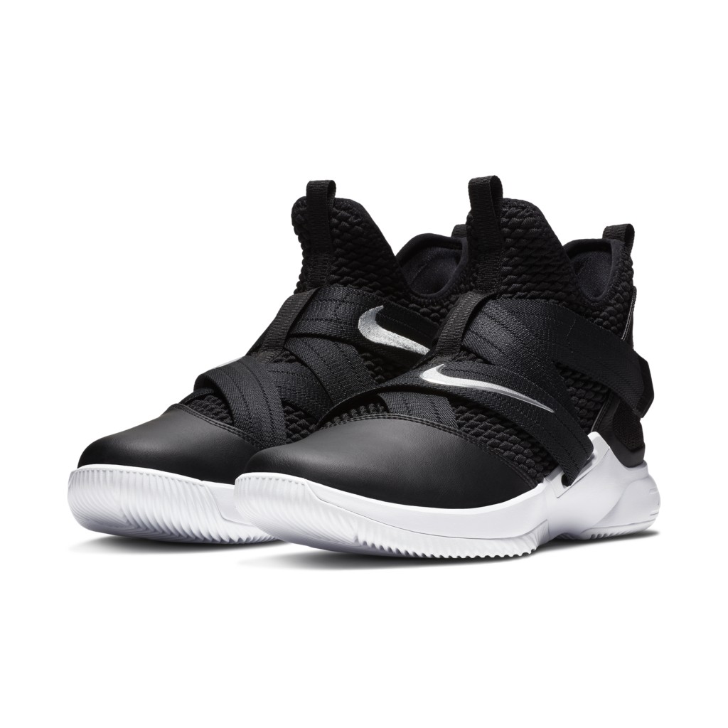 nike-lebron-soldier-12 AT3872-001