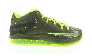 Nike LeBron 11 Low Dunkman (642849-200)