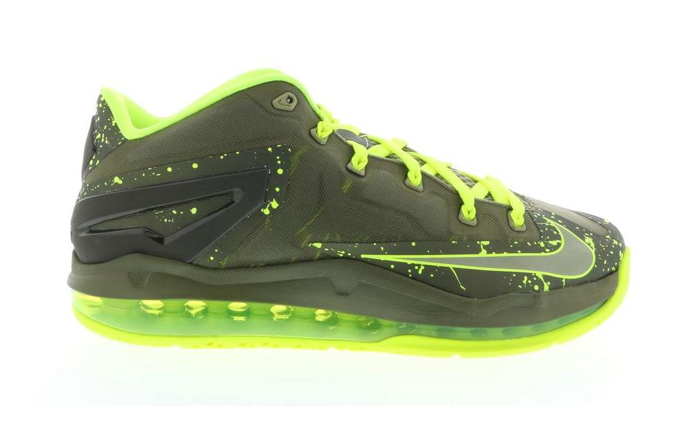 nike-lebron-11 642849-200