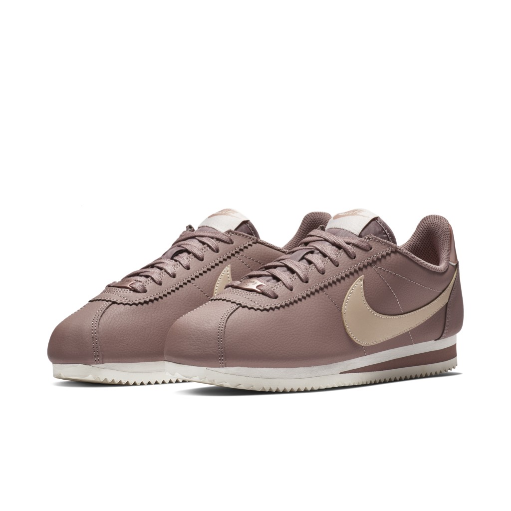 nike-cortez AV4618-200