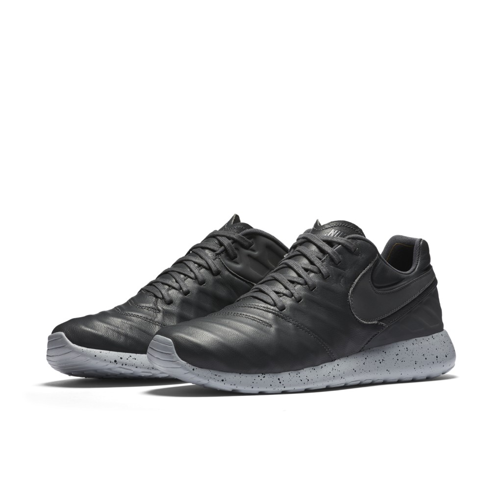 nike-roshe 852615-002