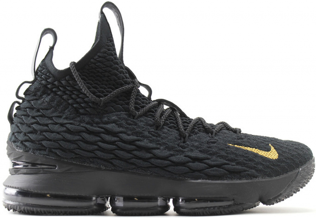 nike-lebron-15 897648-795309