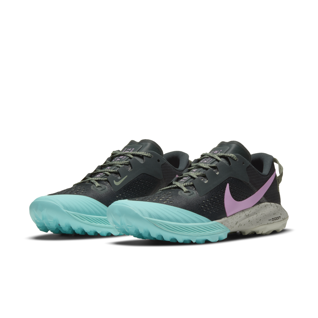 nike-air-zoom CJ0220-300