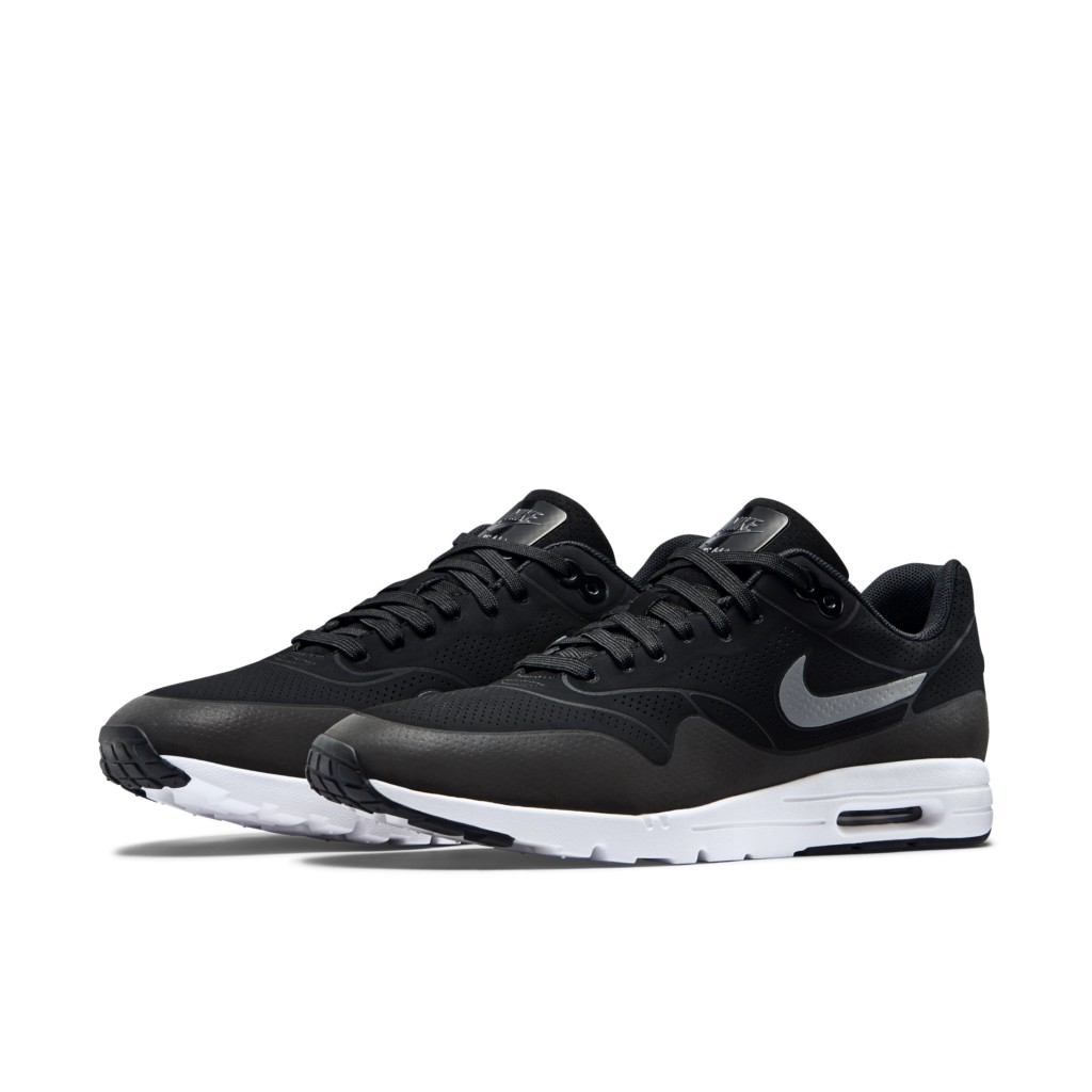 nike-air-max 704995 001