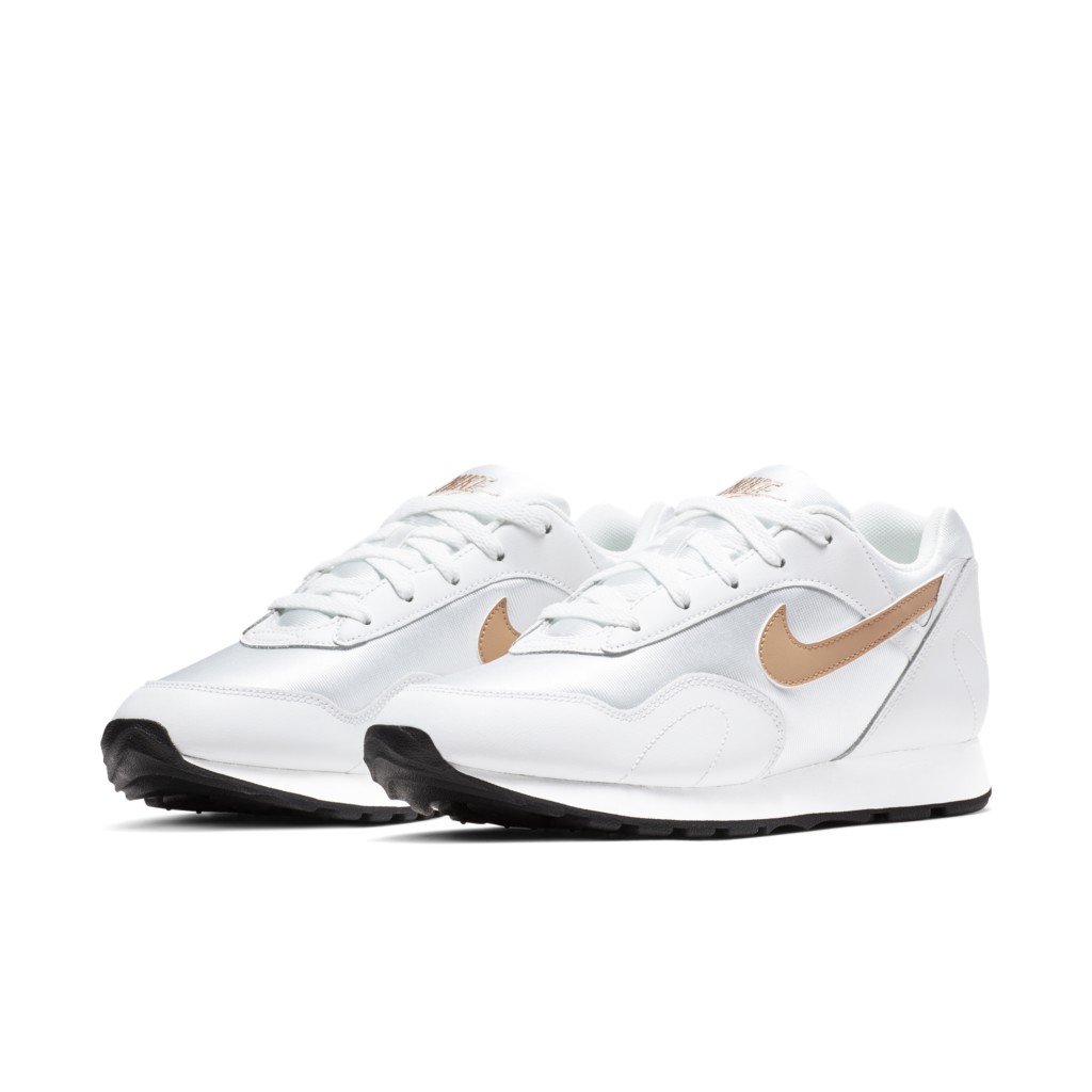 nike-outburst AO1069-110
