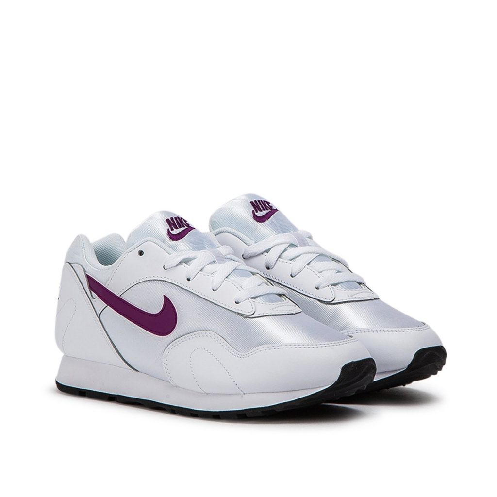 nike-outburst AO1069-109