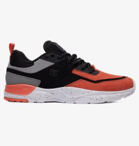 DC E.Tribeka SE Black (ADYS700142bo1)