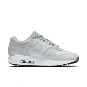 nike-air-max 881101-004