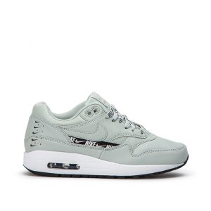 nike-air-max 881101-004