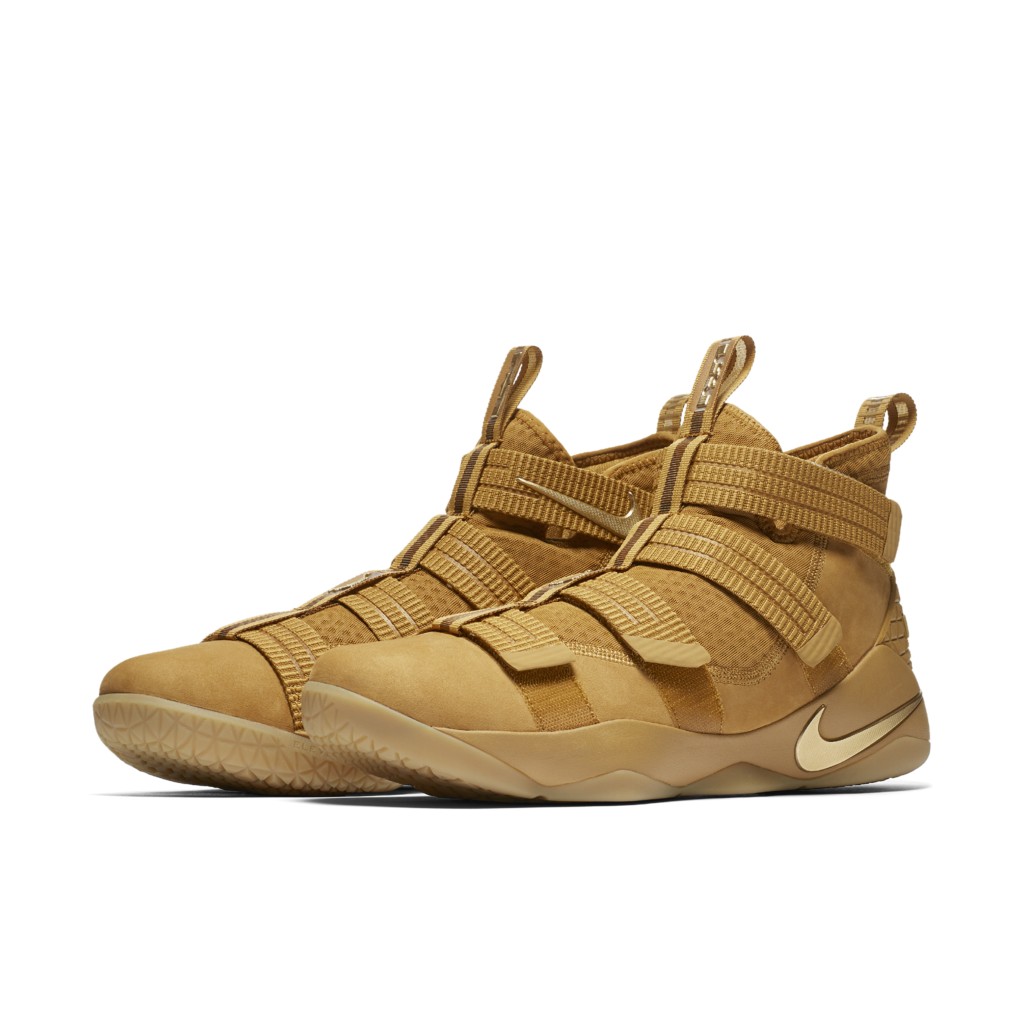 nike-lebron 897646-700
