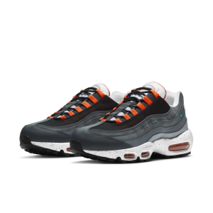 Nike Air Max 95 Zwart (CZ0191-001)