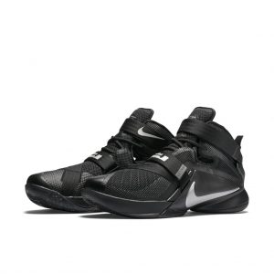 LeBron Soldier 9 Black/Metallic Silver (749417-001)