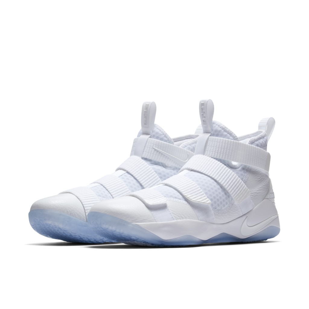 nike-lebron-soldier-11 897644-103