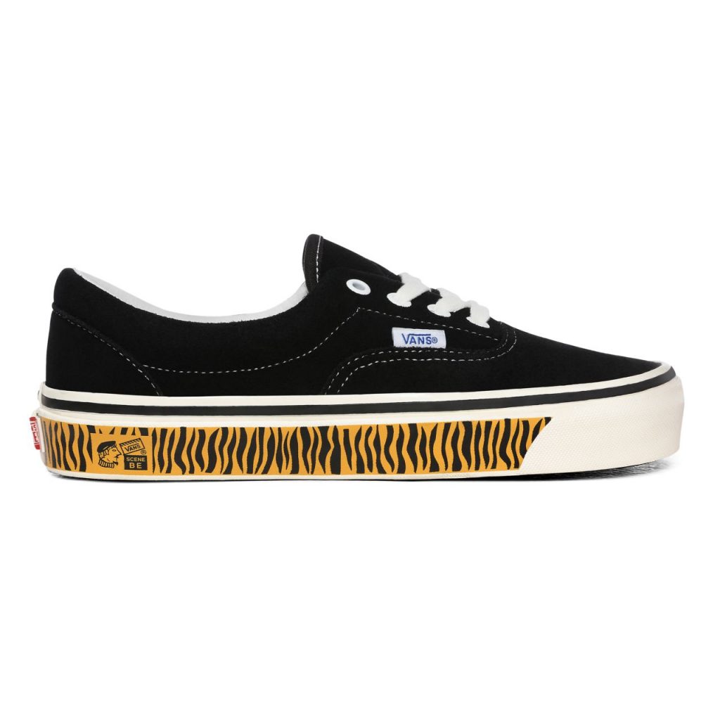 vans-style VN0A2RR11UY
