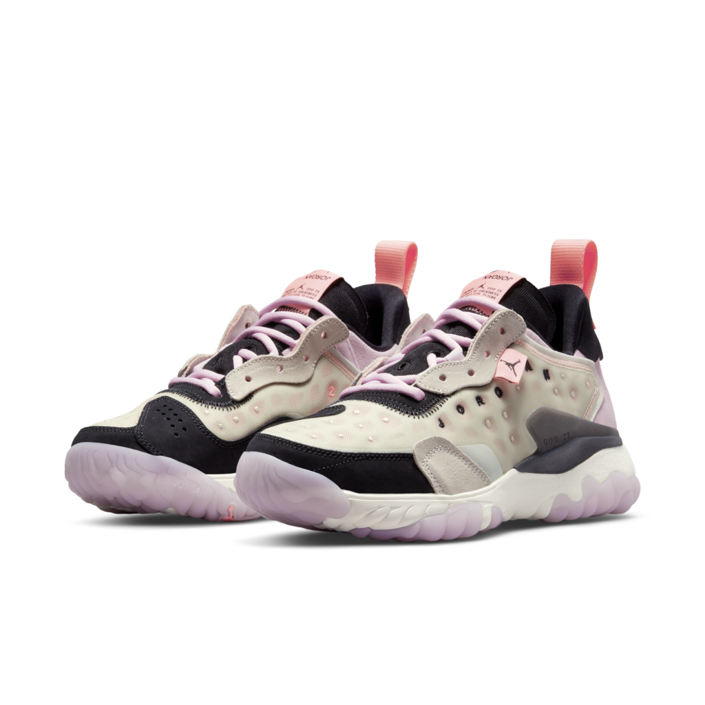 air-jordan-delta CW0913-061