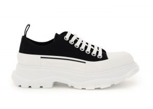 Alexander McQueen Tread Slick Low Lace Up Black White FW21 (611705W4MV21070 / 604257W4MV21070)