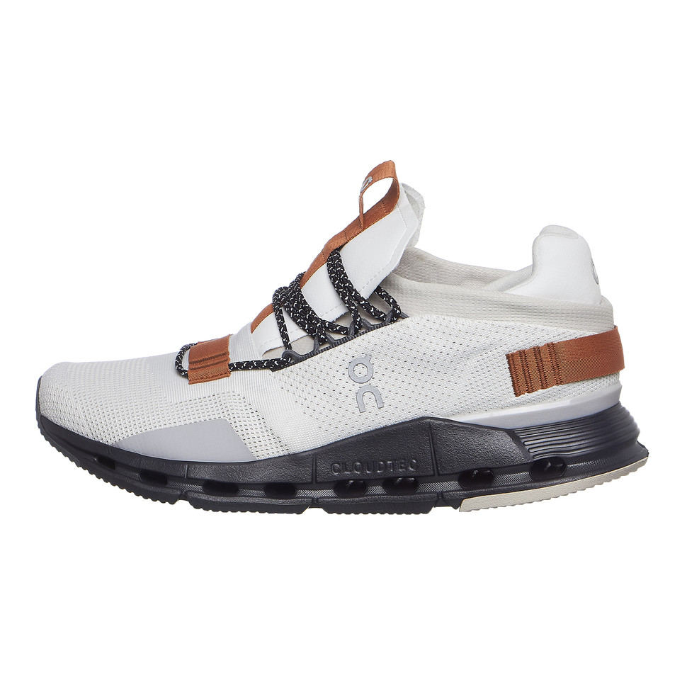 on-running-sneaker 2699182