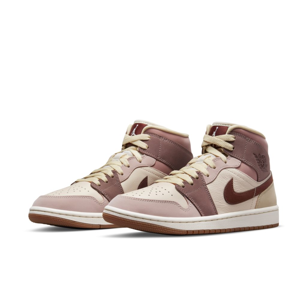 air-jordan-1 DO7440-821