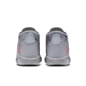 jordan-reveal 834229-015