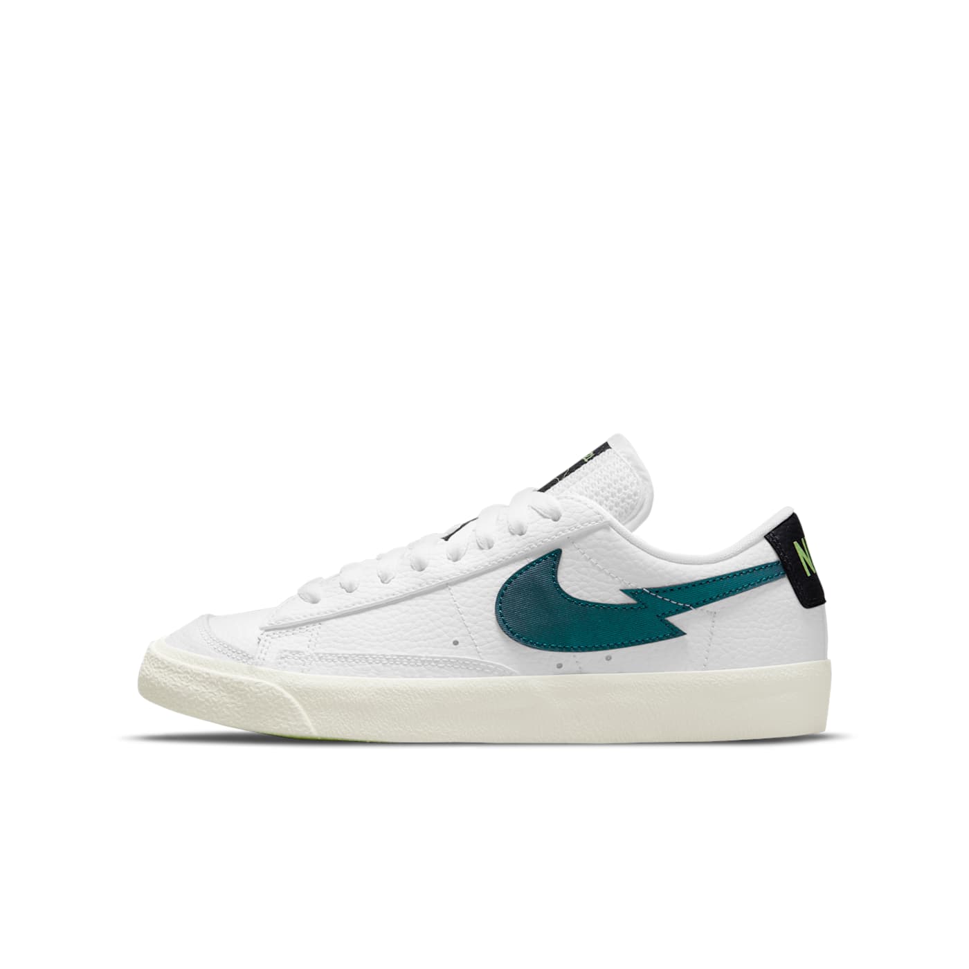 Nike Blazer Low DM8689-100