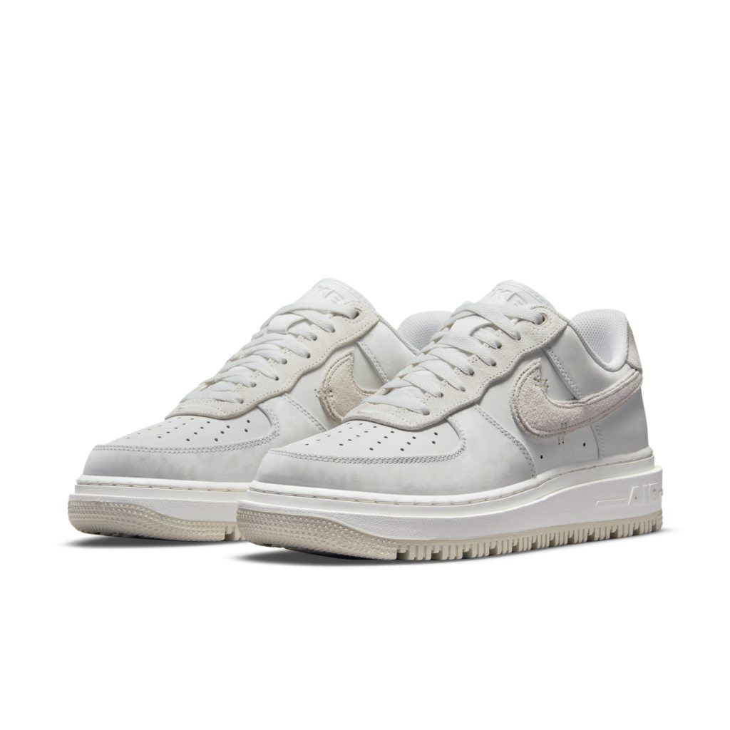 nike-air-force DD9605-100