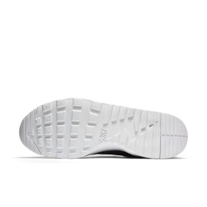 nike-air-max 861674-002