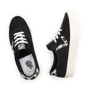 vans-style VN0A3WLQA1O