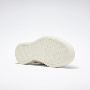 reebok-revenge GW3821
