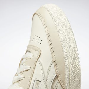 reebok-revenge GW3821