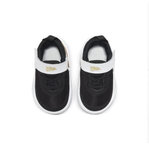 nike-team-hustle CW6737-002