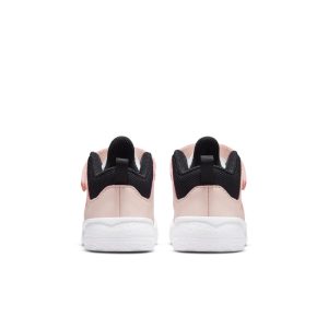 air-jordan-max-aura DA8023-102