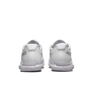 nikecourt DO2513-100