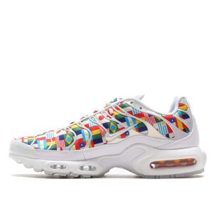 Nike Air Max Plus International Flags (AO5117-100)