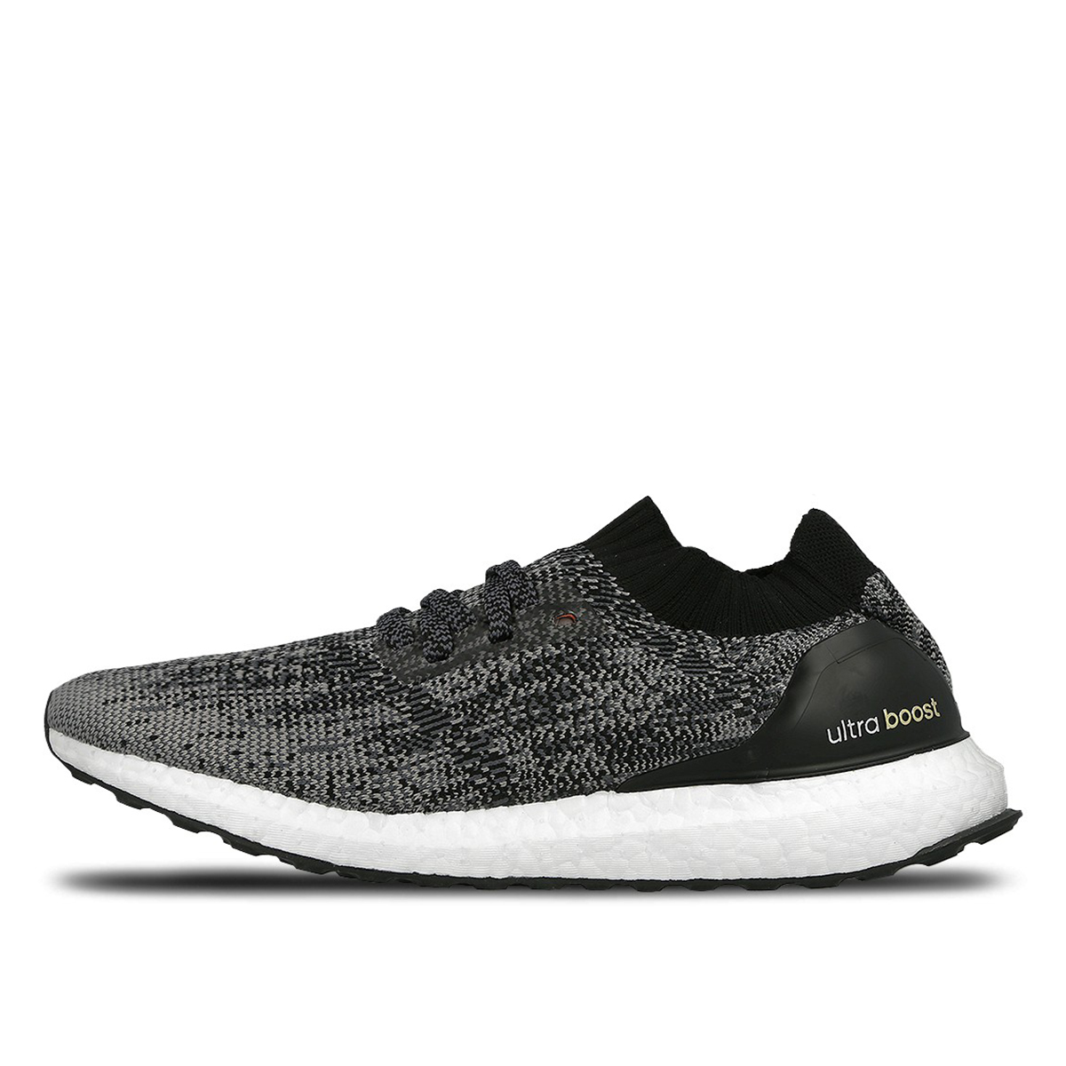 adidas-ultraboost BB3900