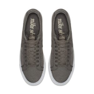 nike-zoom AH3370-200