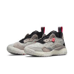 air-jordan-delta CV8121-005
