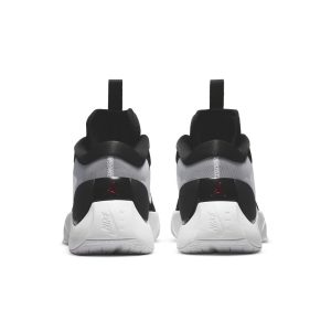 jordan-zoom-separate DH0249-001