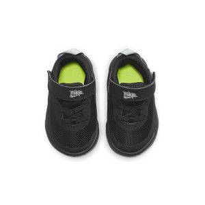nike-team-hustle CW6737-004