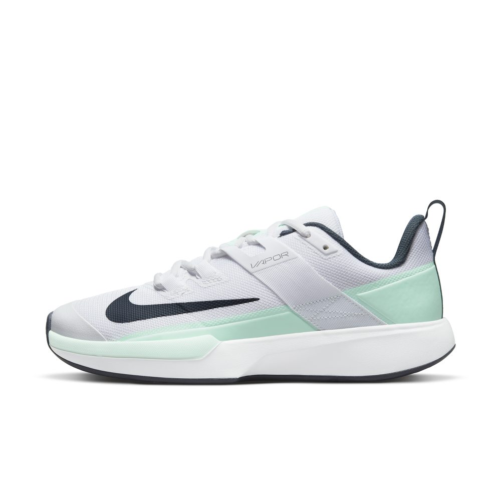 nikecourt DC3431-100