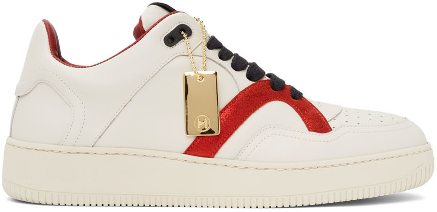 human-recreational-services-sneaker UE22GF0200X2C2