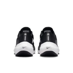 nike-zoom DM8968-001