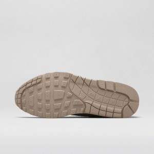 nike-air-max 704901-200
