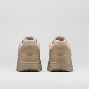 nike-air-max 704901-200
