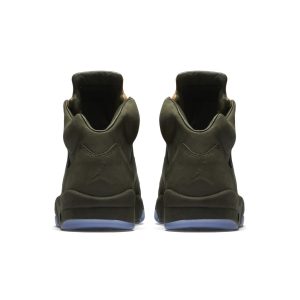 jordan-take-flight 881432-305