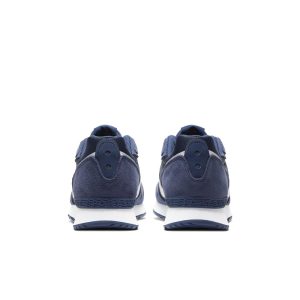 nike-venture-runner CK2944-400