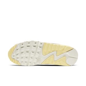 nike-air-max CW2654-700