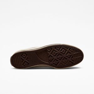 converse-chuck-taylor-all-star A01626C