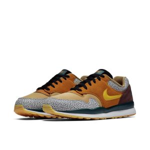 nike-air-safari AO3298-800