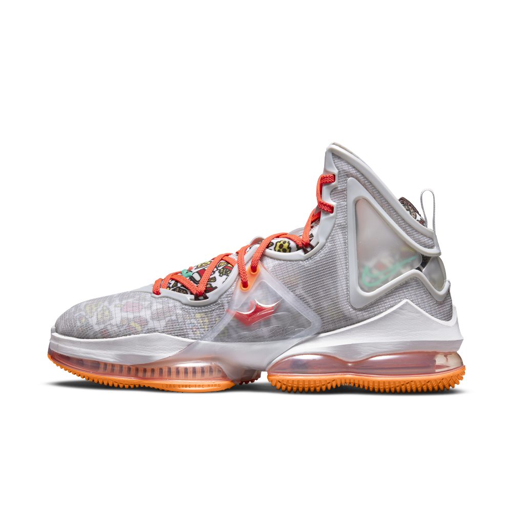 nike-lebron-19 DC9339-001